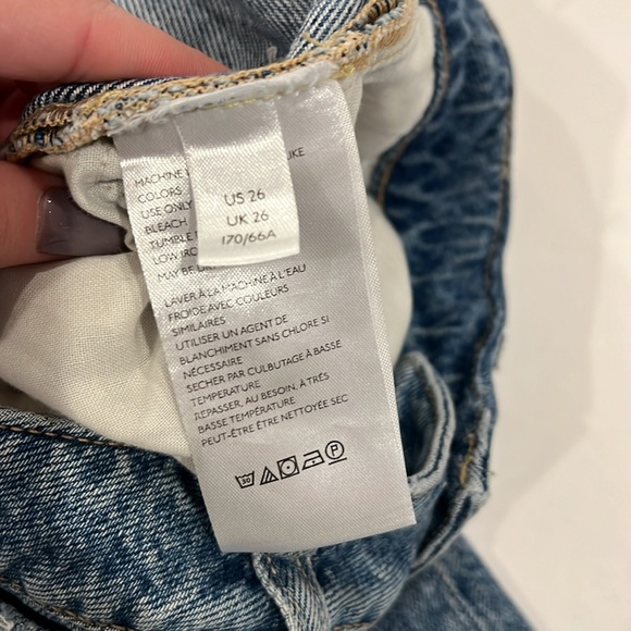 Free people high- waisted mom jeans size 26 - Picture 3 of 7